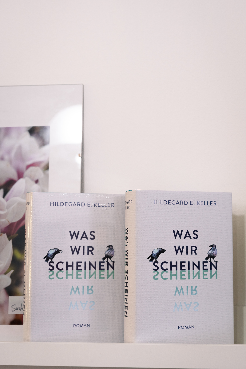 kohsie Bookwall Oktober Jule bionoema_blo