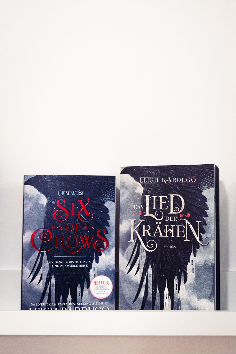 kohsie Bookwall im Februar 2022 mit Clara @themodelreader