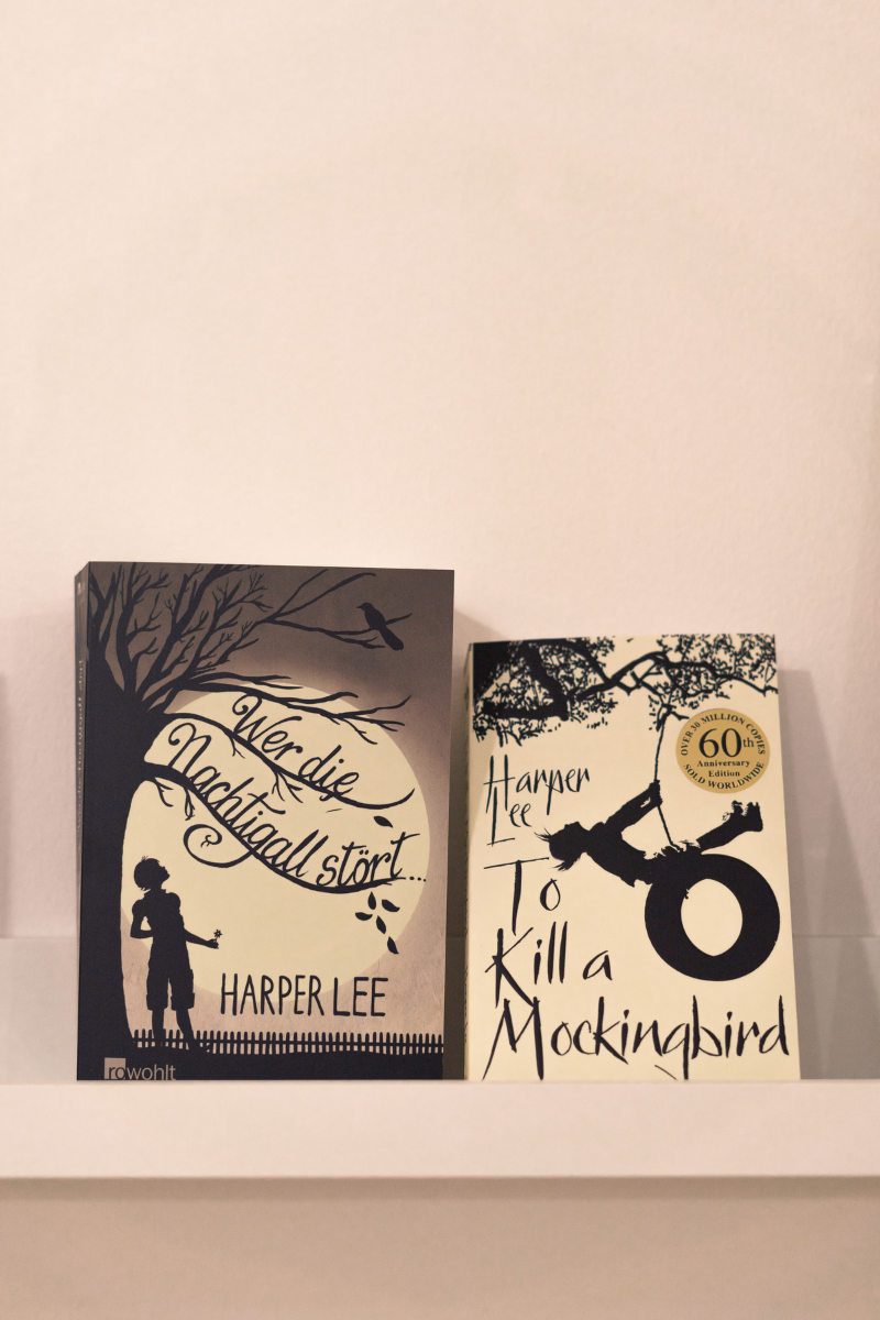 kohsie Bookwall Juli Jessy-Belle