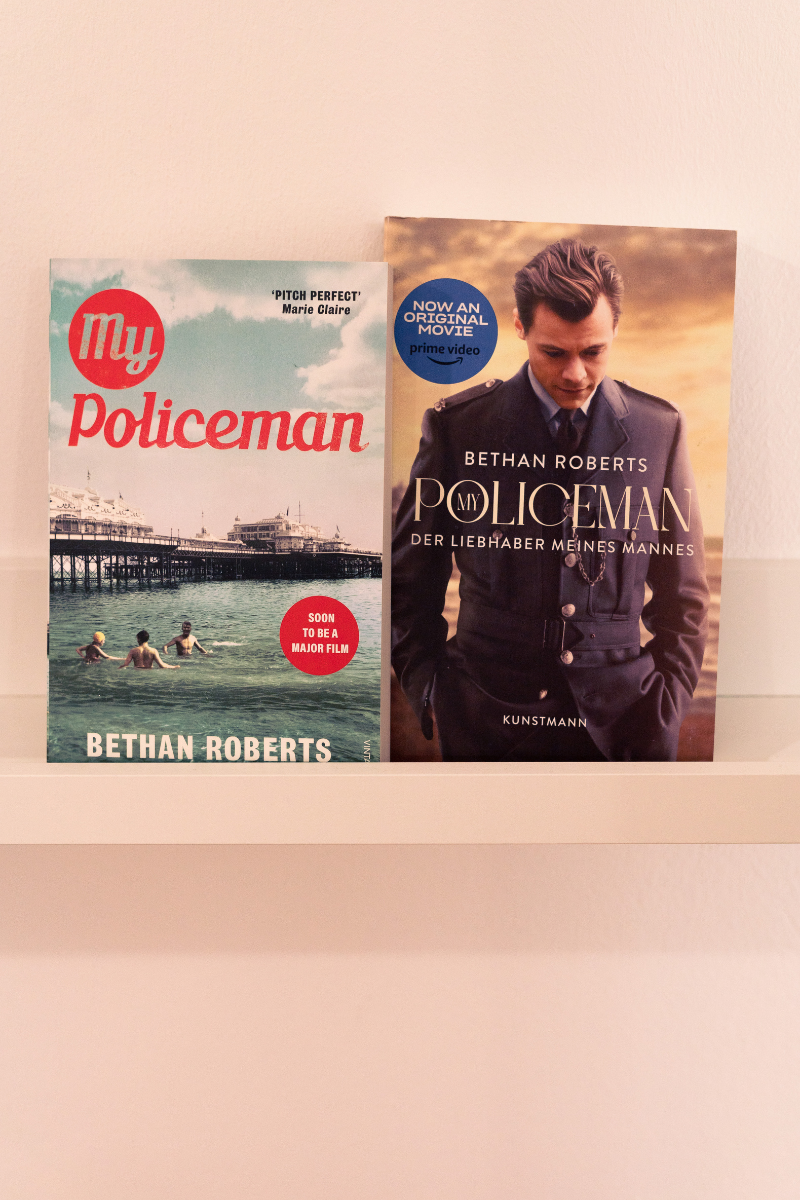 kohsie Bookwall Mai Jopsehine